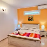 Casa Constantin Si Elena (adults Only) بيت ضيافة إيفوري نورد