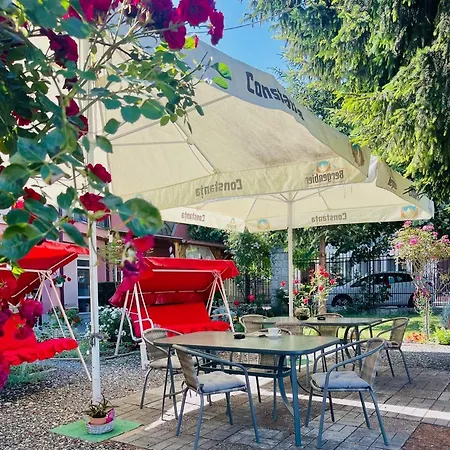 Casa Constantin Si Elena (adults Only) بيت ضيافة 3*