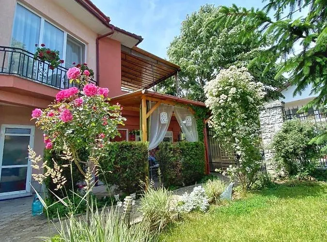 Casa de hóspedes Casa Constantin Si Elena (adults Only) 3*